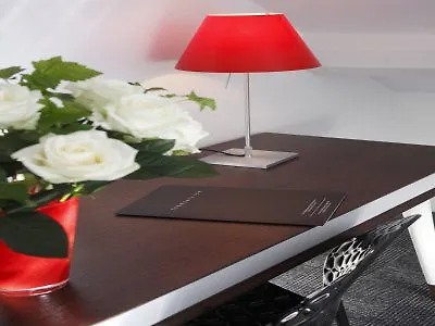 مونتيروزا - أستوتل 3* باريس